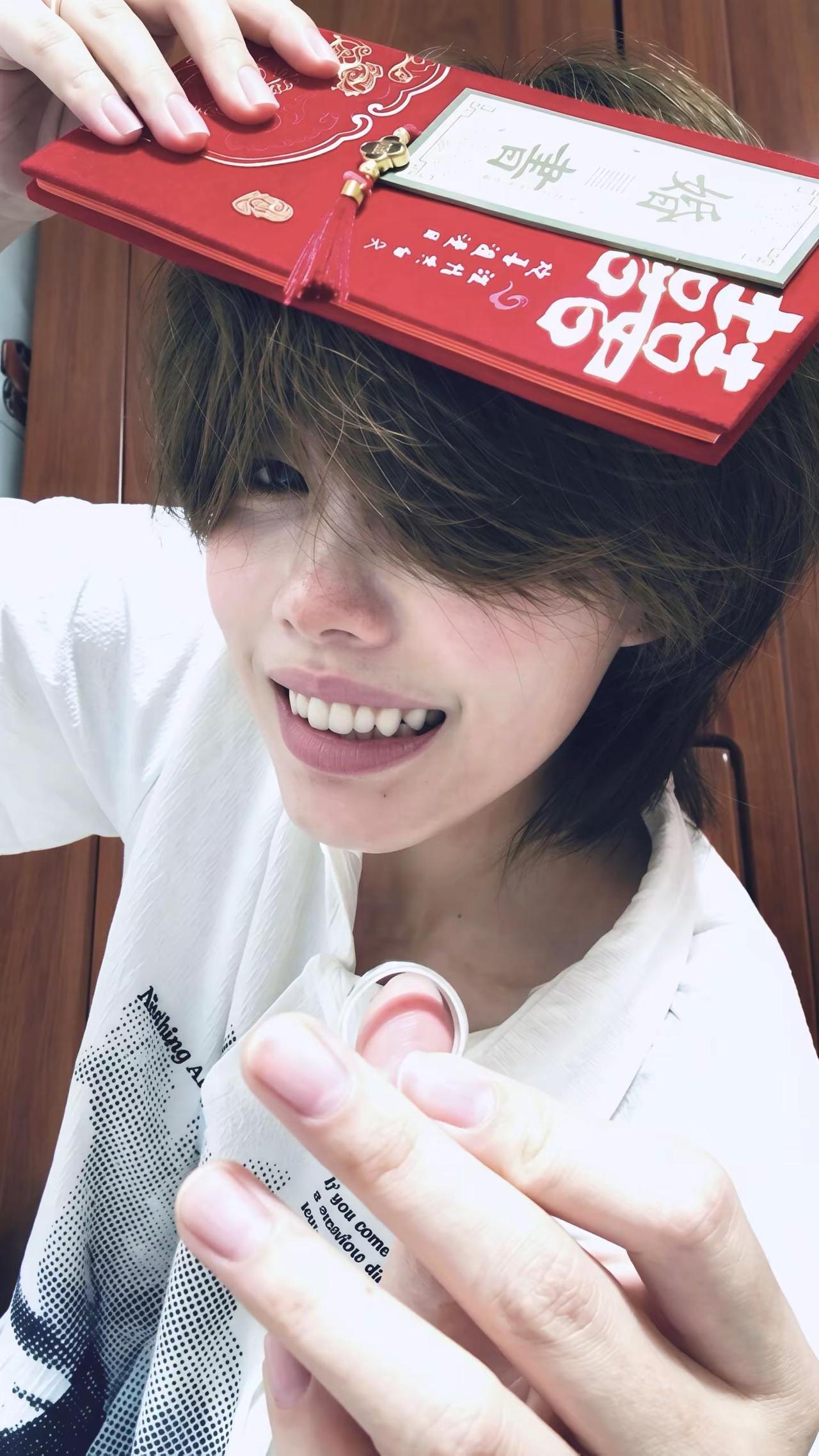 老婆 老婆 你最大。 lwl 多珞希凤冠霞帔系列 @多珞希（洋桔梗💍上新中）