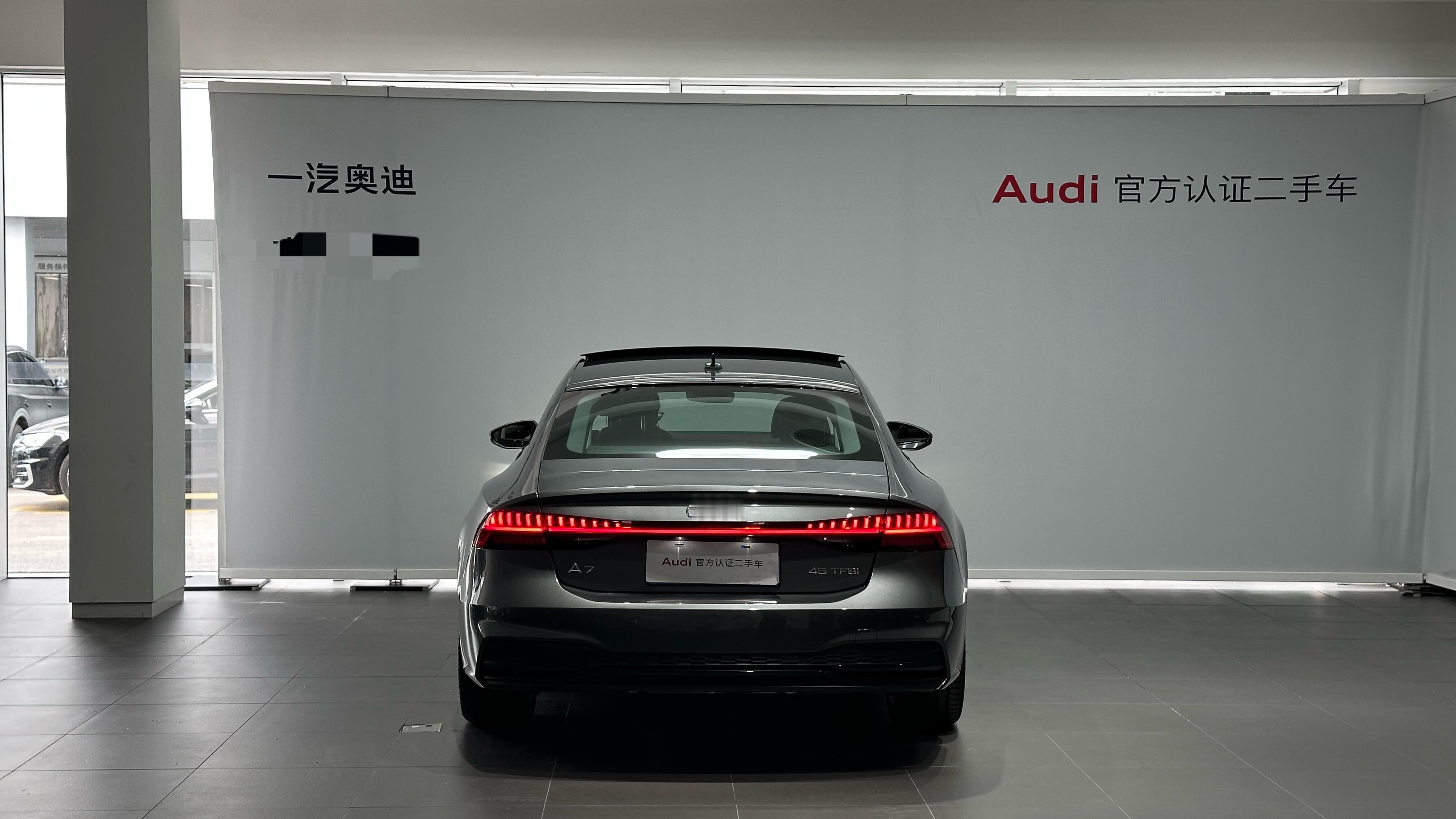 奥迪4S试驾车退役2025款A7 sportback 45TFSI 臻选型 (2