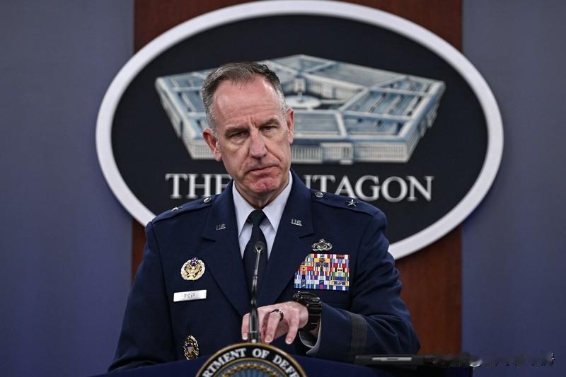 美军士兵在冲绳街头全裸被逮捕这事儿，真的是丑态尽显。当地时间12月19日凌晨，2