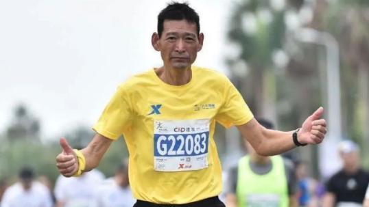 2016年，53岁的安徽男子被确诊为肺癌晚期，医生说手术根本没有任何作用，最多能