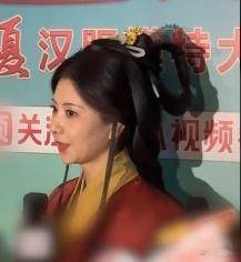 这样的衣服眉姐姐从未对四郎穿过  眉姐姐的古装，清冷气质尽显无遗！四郎，你可曾配