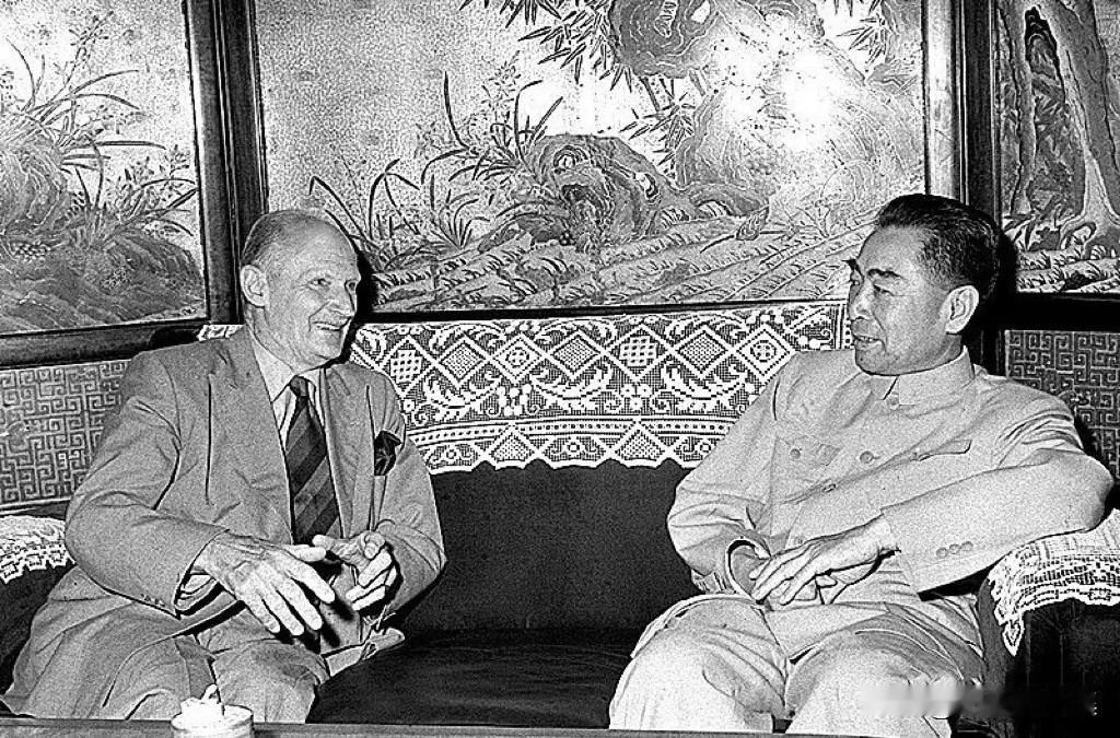 【周总理历史上的今天——5月25日】
1960年5月23日至29日，二战名将、已