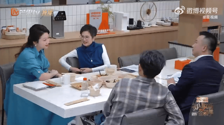 闺蜜抱团养老真能落地吗 独居晚年谁来照顾？闺蜜抱团养老听着很美好，可执行起来却满