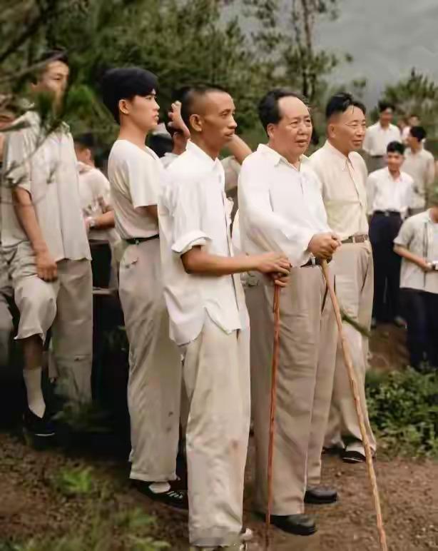 毛主席在基层视察历史照片！ 
