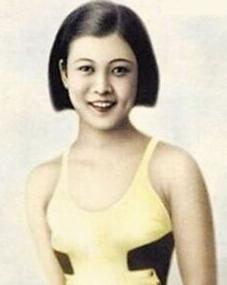 1937年，19岁“游泳皇后”杨秀琼结婚，她提出想避孕10年，丈夫爽快答应。不到