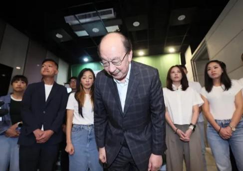 民进党内乱开始了！“绿委”邱议莹向赖清德开出党内第一枪；绿营网军头目炮轰“祸台3