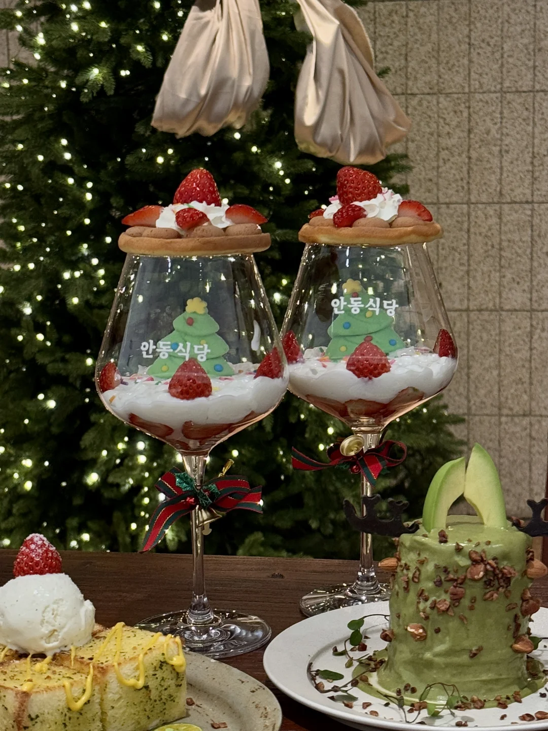 在西安会反复去的氛围感漂亮韩餐✨🎄🍴