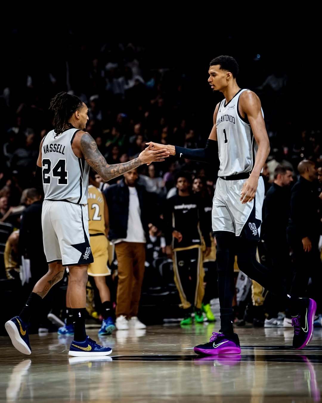 NBA官方更新实力榜，马刺排名第三！1. 活塞2. 雷霆3. 马刺4. 火箭5.