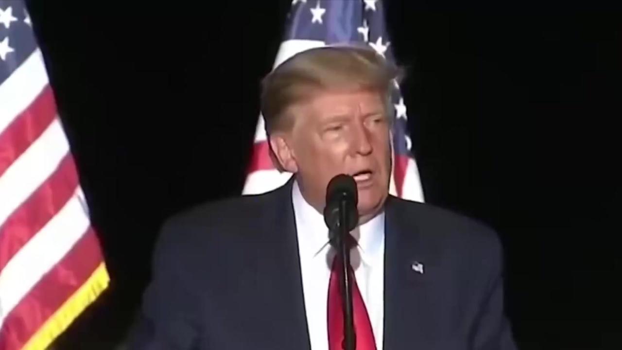 美军的“海盗旗”，这次直接撞上了钢铁墙！美国海岸警卫队的突击艇，试图强行逼停满载