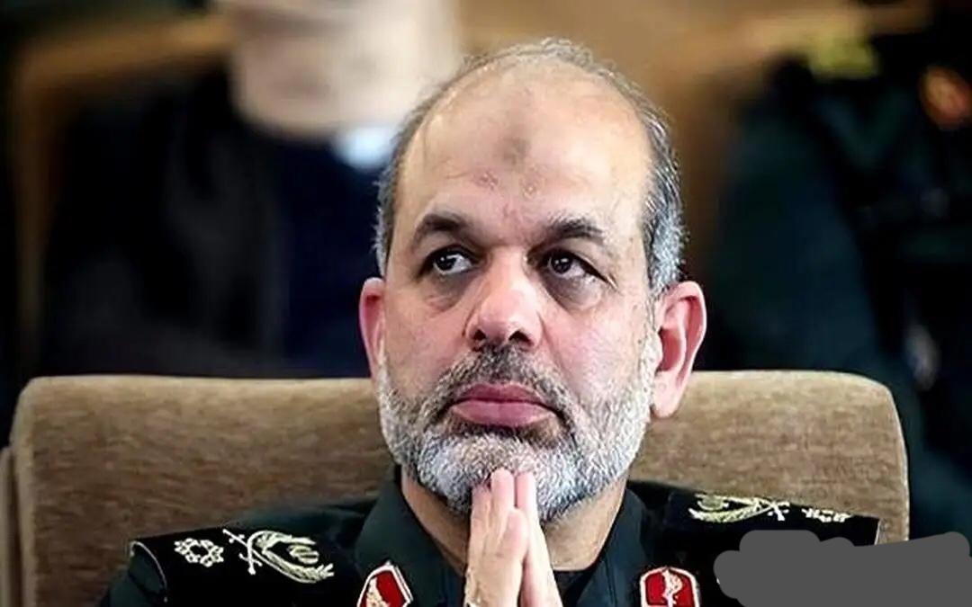 伊朗政权变天了！

4月23日，据《纽约时报》的消息称，伊朗革命卫队已经完成对该