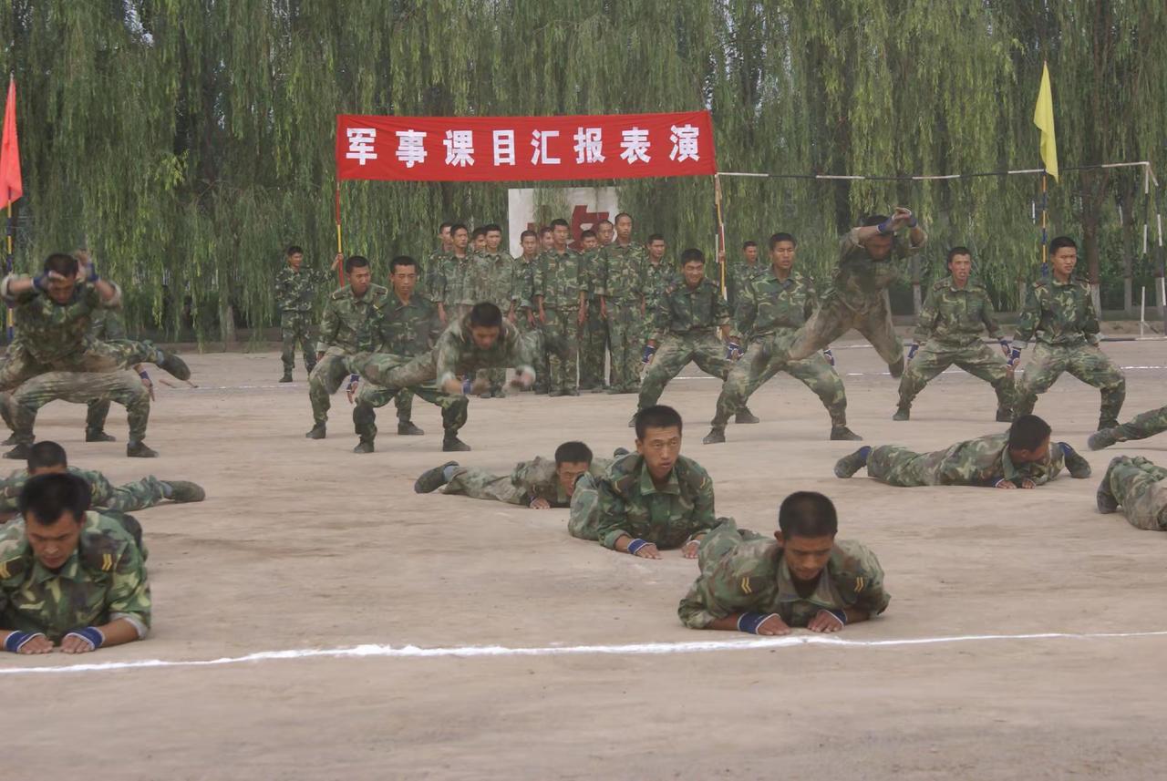 56旅部队的战士们