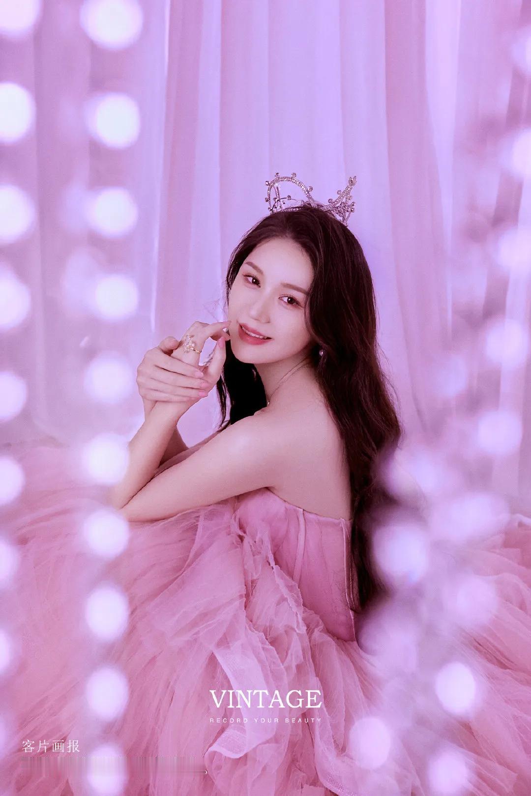 什么才是纯天然美女成熟美人穿搭写真
