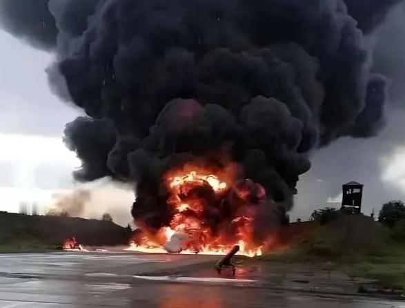 之所以乌克兰能够打击到俄罗斯境内的炼油设施，归根到底还是北约国家提供的远程导弹足