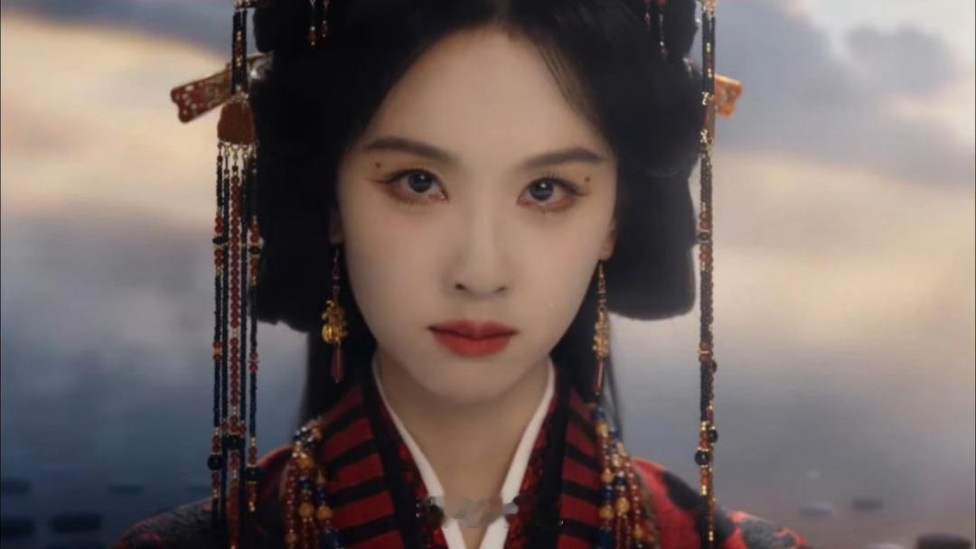 陈都灵楚朝直视镜头这一下陈都灵眼神戏情绪表达力 谁说演员不能直视镜头，看怎么用。