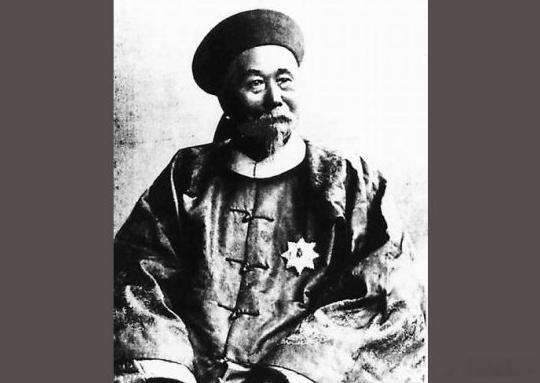 【李鸿章何德何能被后人纪念？孙玉良：应设跪像，李公祠改为李贼祠】旅居南京一段时间