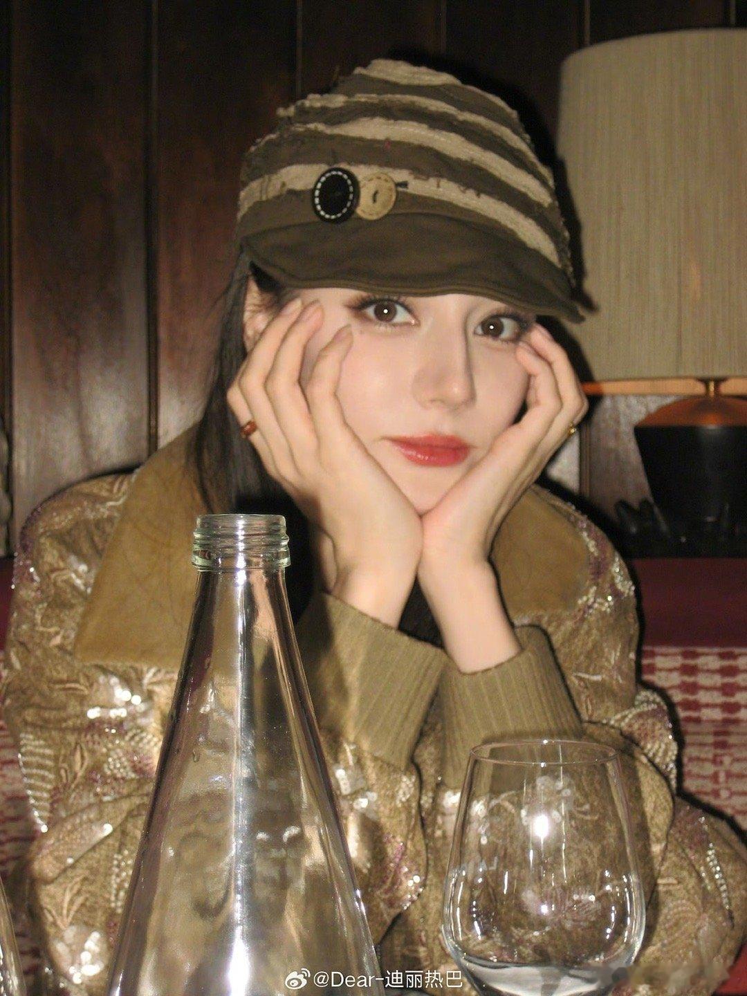 #迪丽热巴巴黎碎片来噜#迪丽热巴巴黎碎片来噜，好美 ​​​
