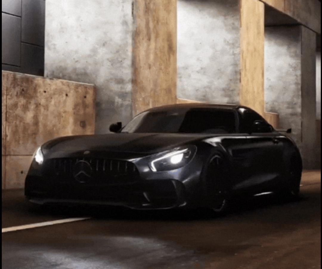 AMG GT R：3.6秒破百的纽北王者，黑武士涂装太帅了！这台换了黑色皮肤的“