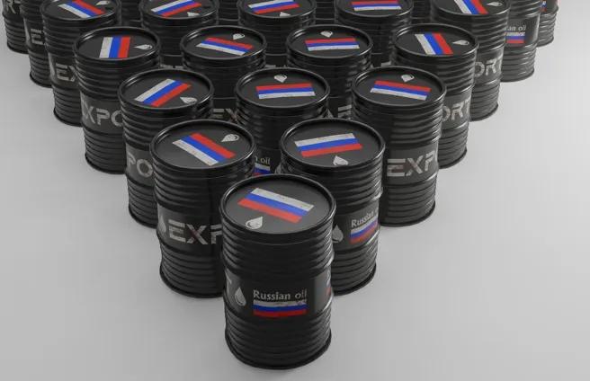 西方制裁遇挫：俄石油出口量“明降暗升”

高盛报告显示，美国10月对俄罗斯卢克石