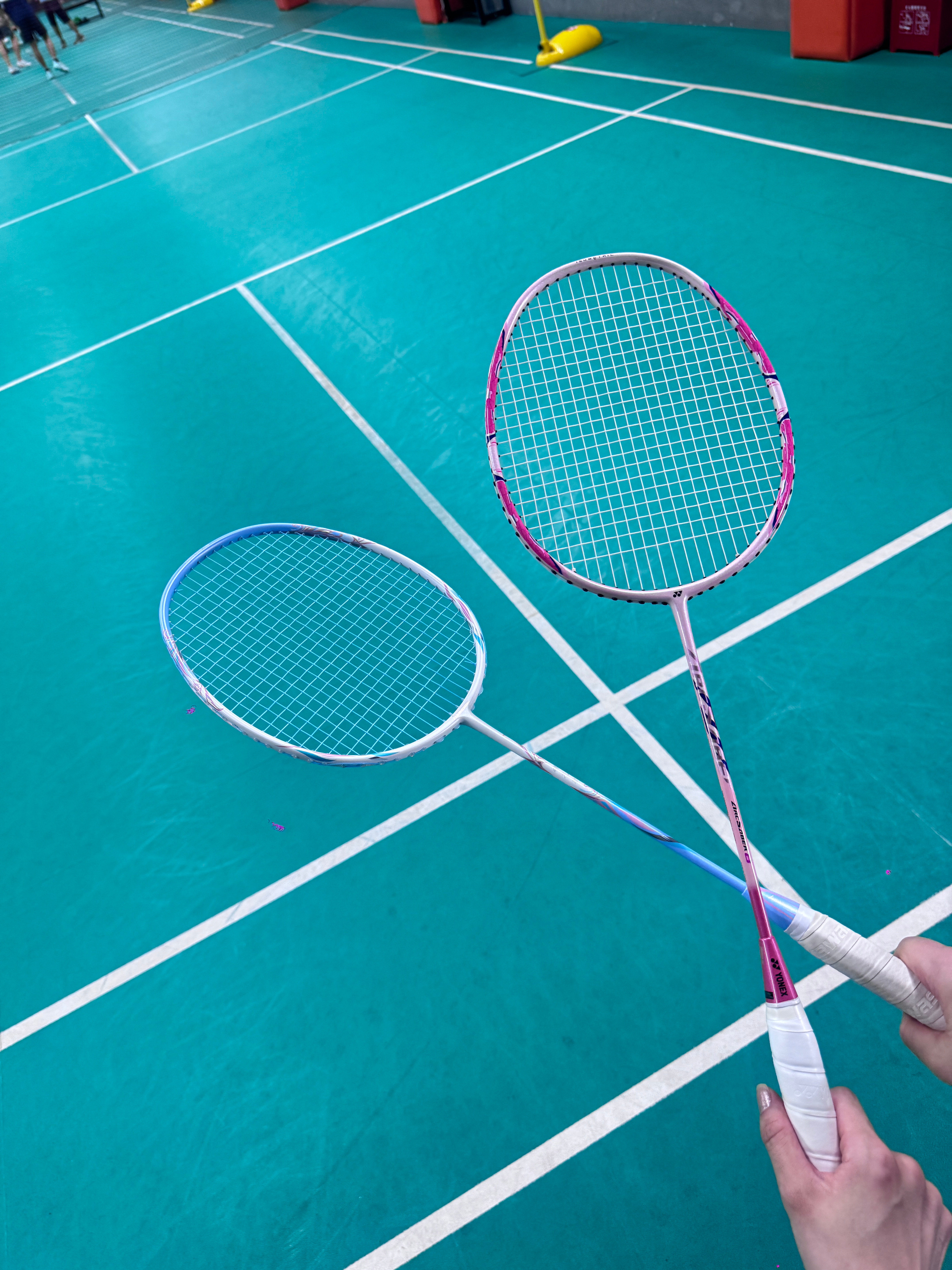 岗岗的碎碎念球友的🏸……… 要满场馆接，要垮栏… 1区打到2区突然觉得成年人需