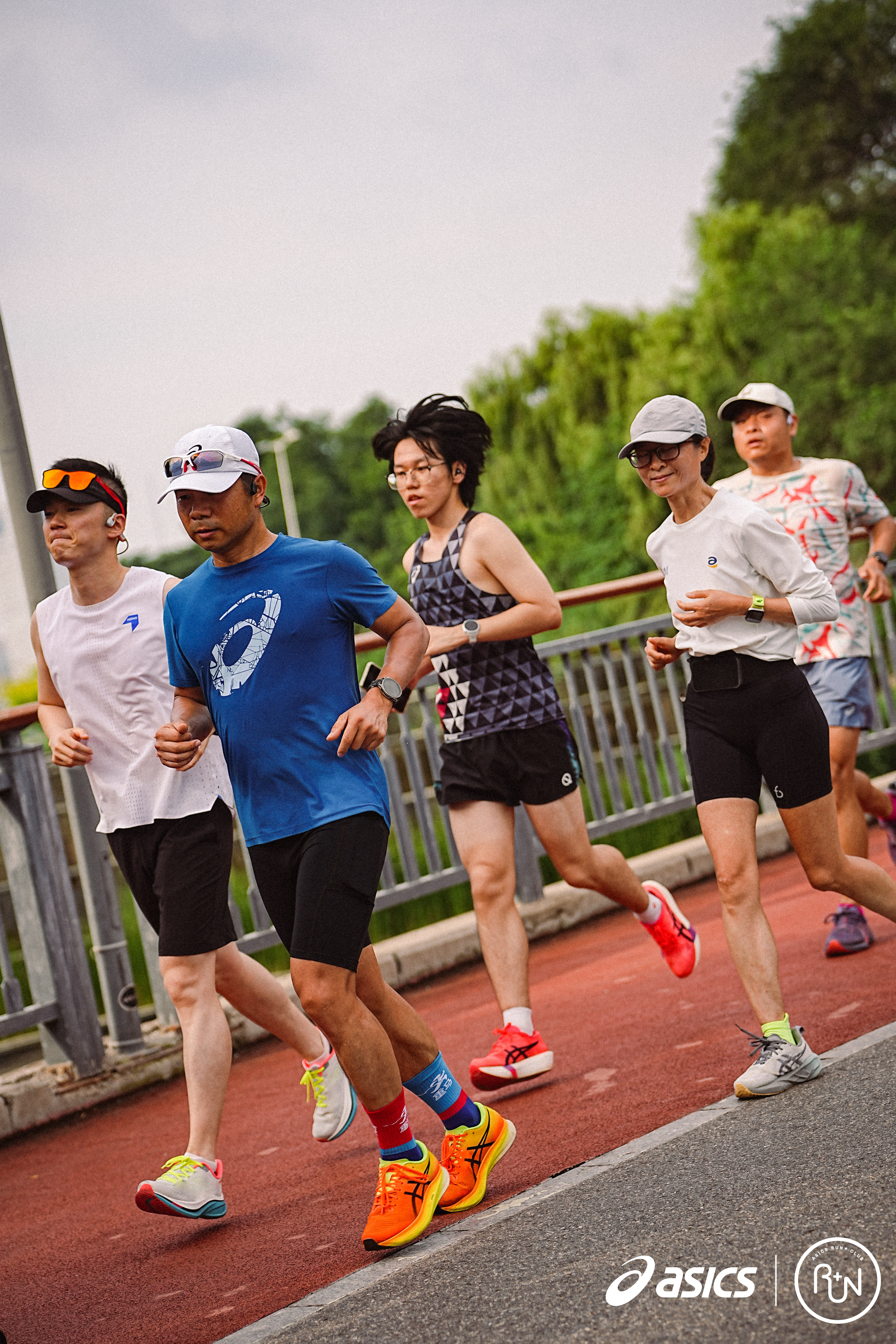 跑步想运动的心又脉动起来了跑好每一步再上新征途挑战跑步100天上衣不重样 Day
