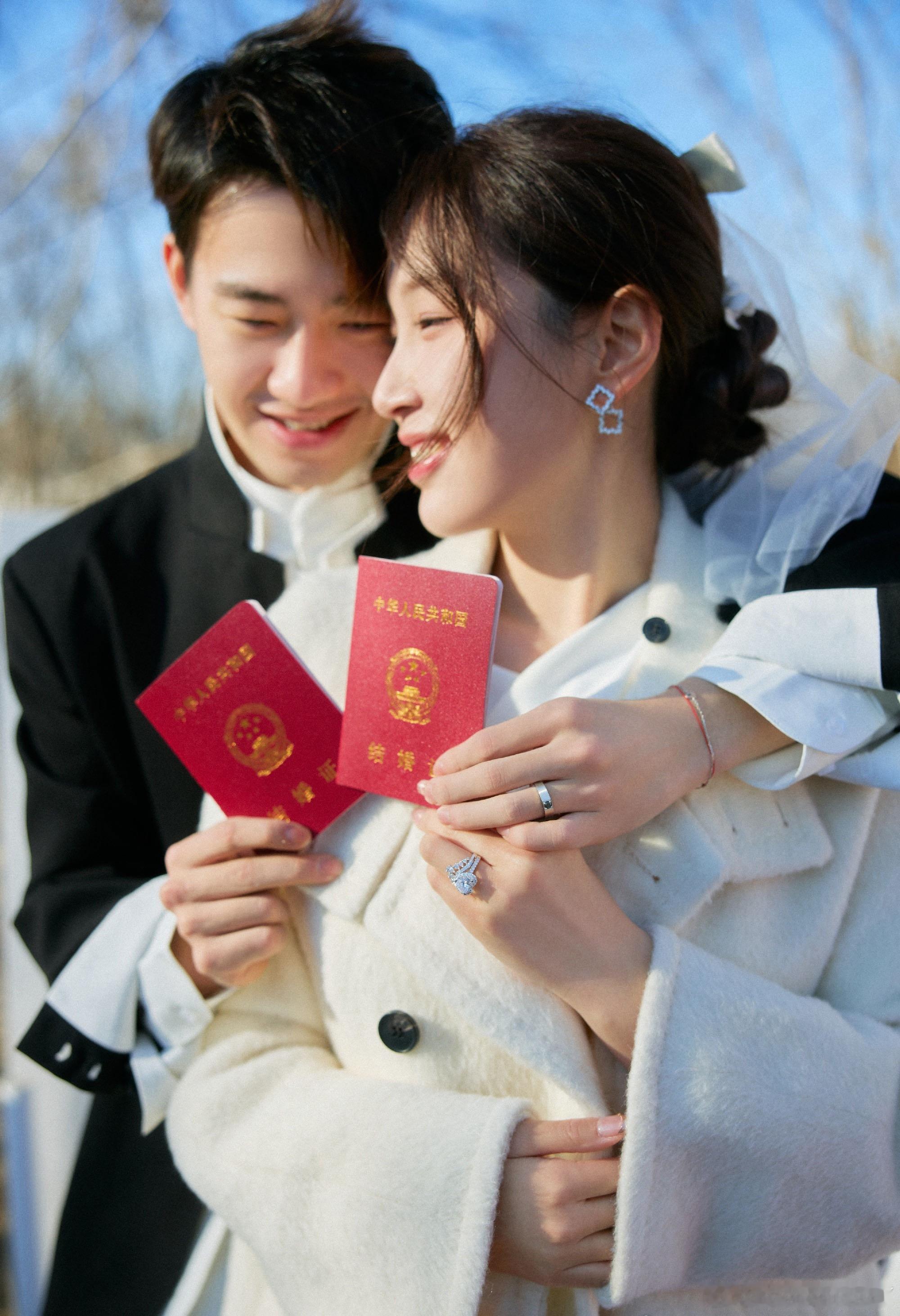 王昶钱天一今天结婚领证祝福二位也希望王昶以后越打越好