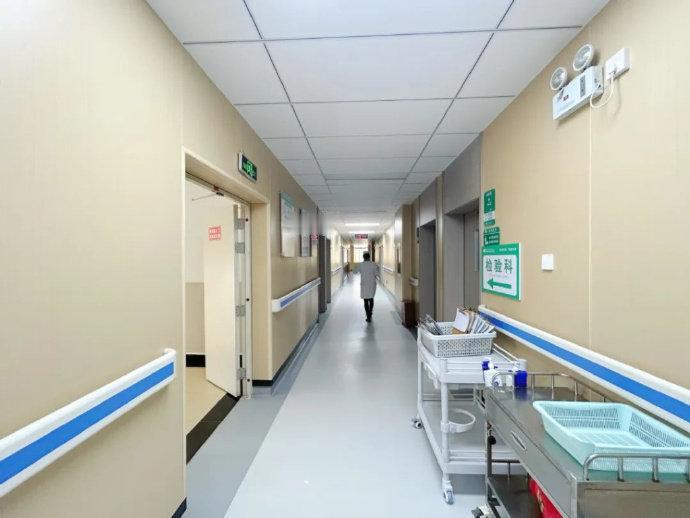 11月5日，云南迪庆州卫健委对香格里拉民生医院作出警告并罚款1万元的行政处罚。此