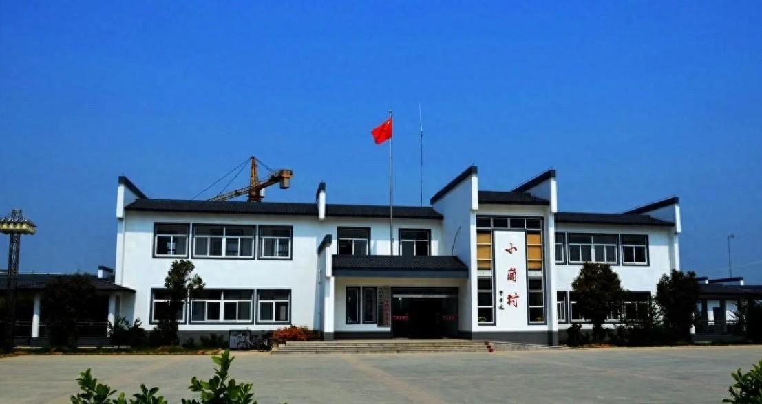小岗村“大包干”签字时，除了严俊昌是带头人，还有两位同样姓严的村民加入吗？
19