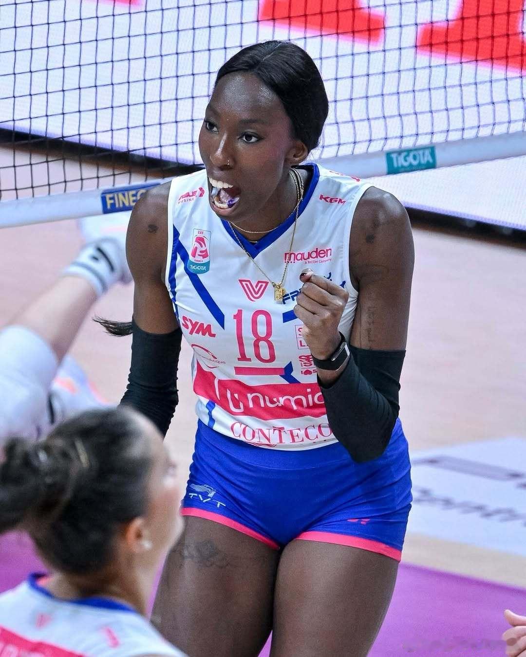 ⚔️ 意大利杯1/4决赛上半区——诺瓦拉 vs 米兰，宝拉.埃格努揽全场最高的2