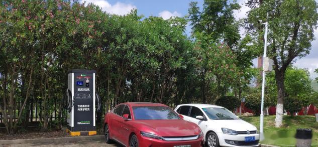 驴充充：智慧能源的引领者，绿色出行的守护者在新能源汽车蓬勃发展的今天，充电基础设