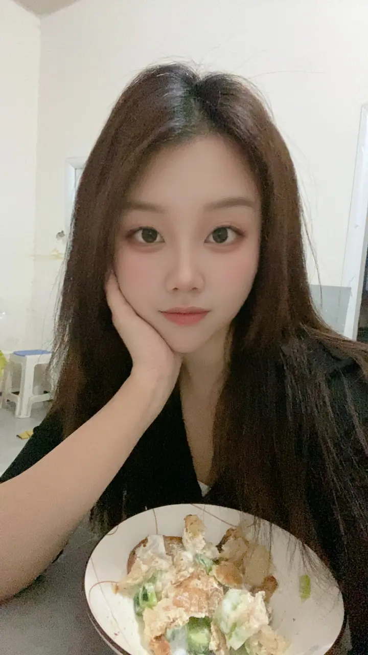广东陆丰远嫁河南信阳。我觉得我嫁河南真的很好啊 我老公不止挣钱都给我 ...
