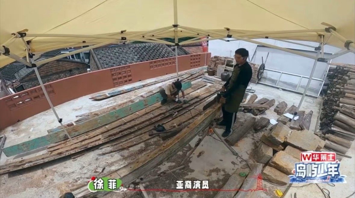 #徐锦江儿子要向好莱坞投简历# 真是特别的有事业心啊，没想到好莱坞居然能够接受到