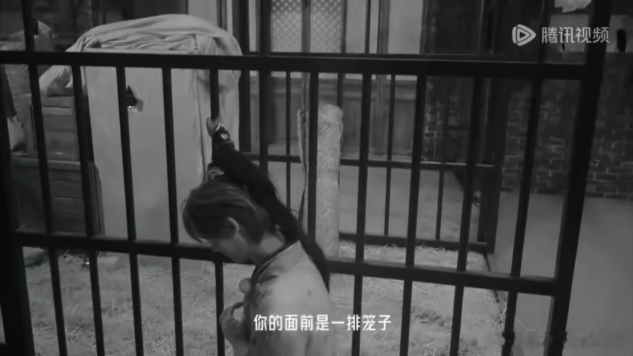 丁程鑫让NPC给自己按摩开始推理吧 原本紧张拉满的探险任务，被丁程鑫一句话打破氛