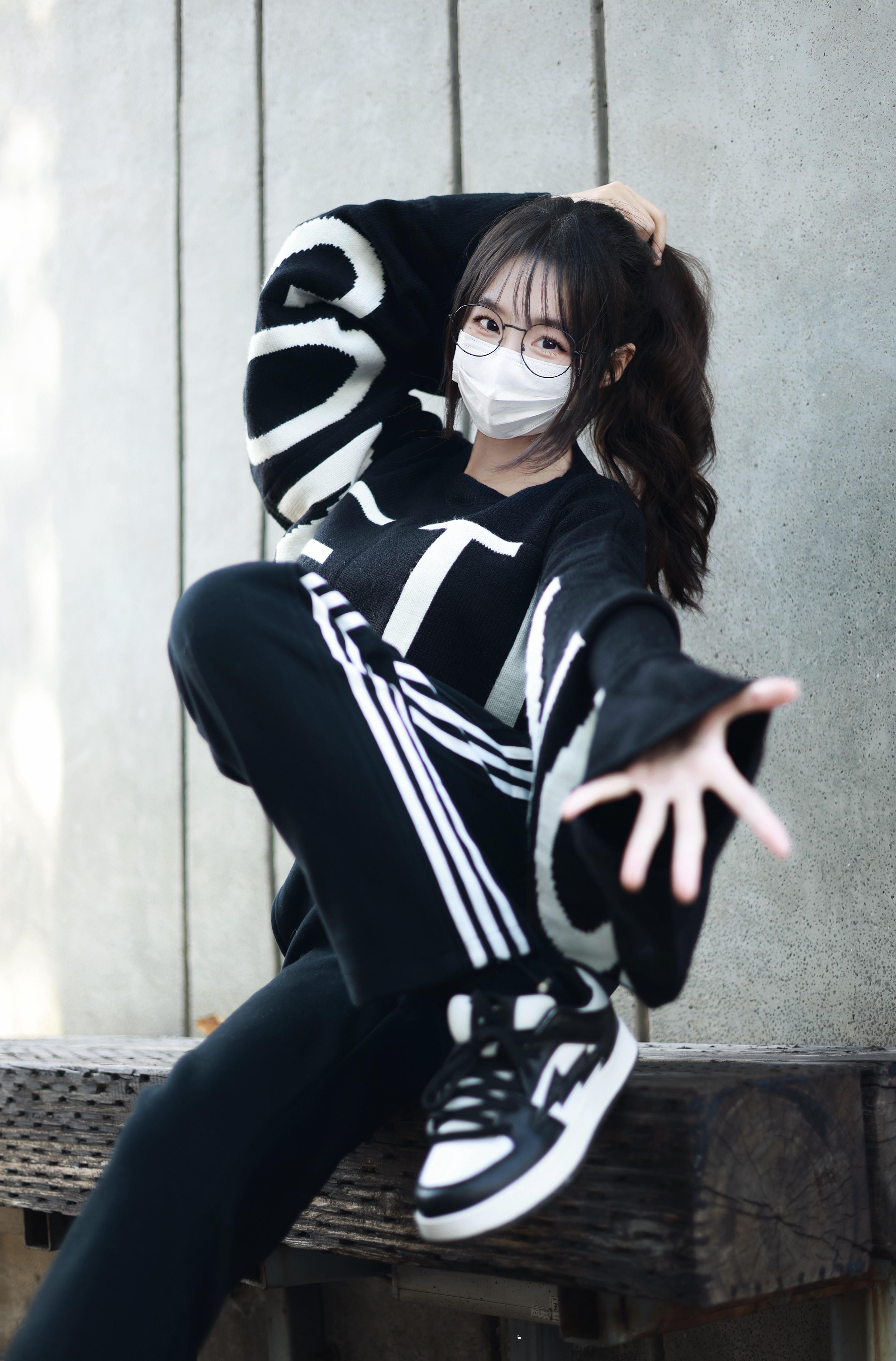 没认识几天就说喜欢我 你很肤浅 但你有品 