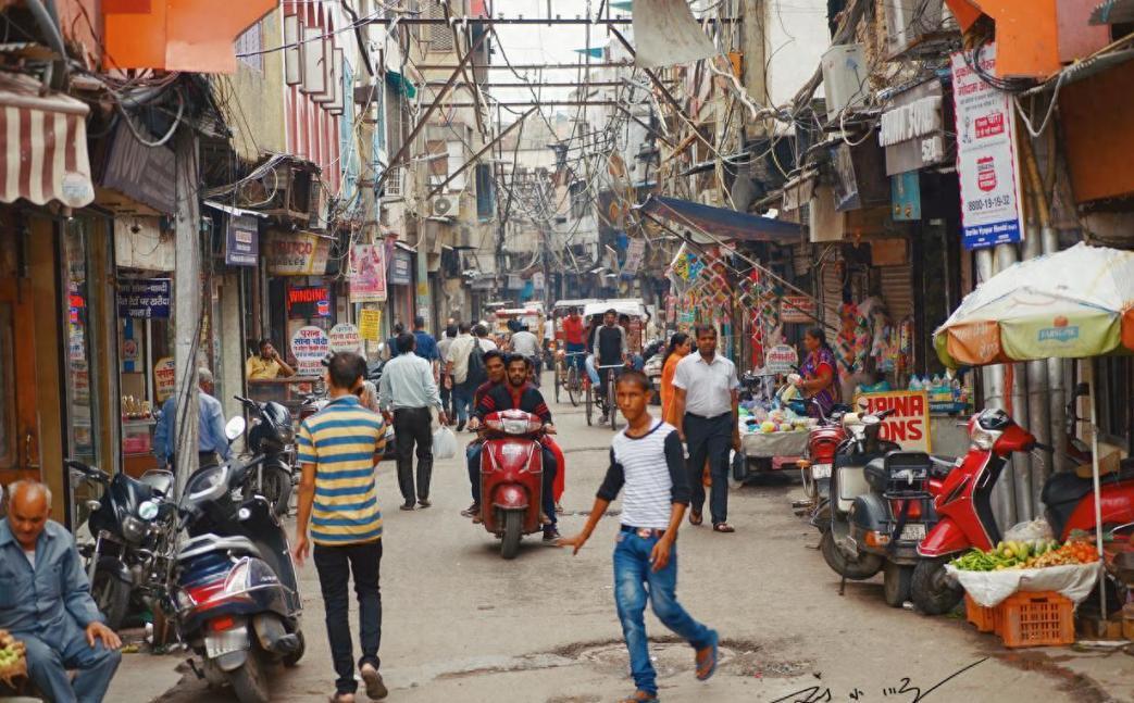 抢日本的活？
印度急着抱中国大腿！


就在刚刚，
印度重新开放了
中国游客的签