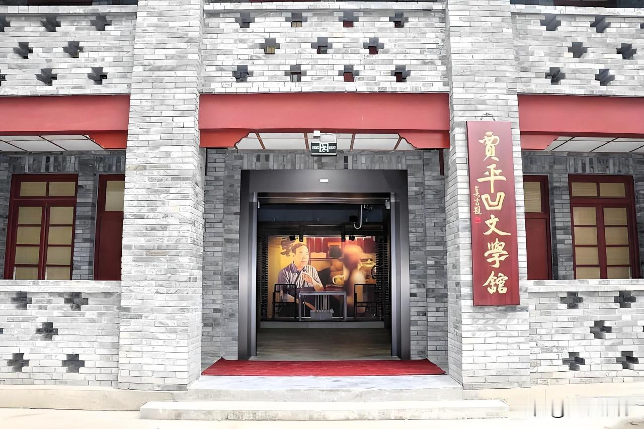 文科当真已无研究对象了吗？
看到有些人研究爹娘、研究导师，
我就气不打一处来！