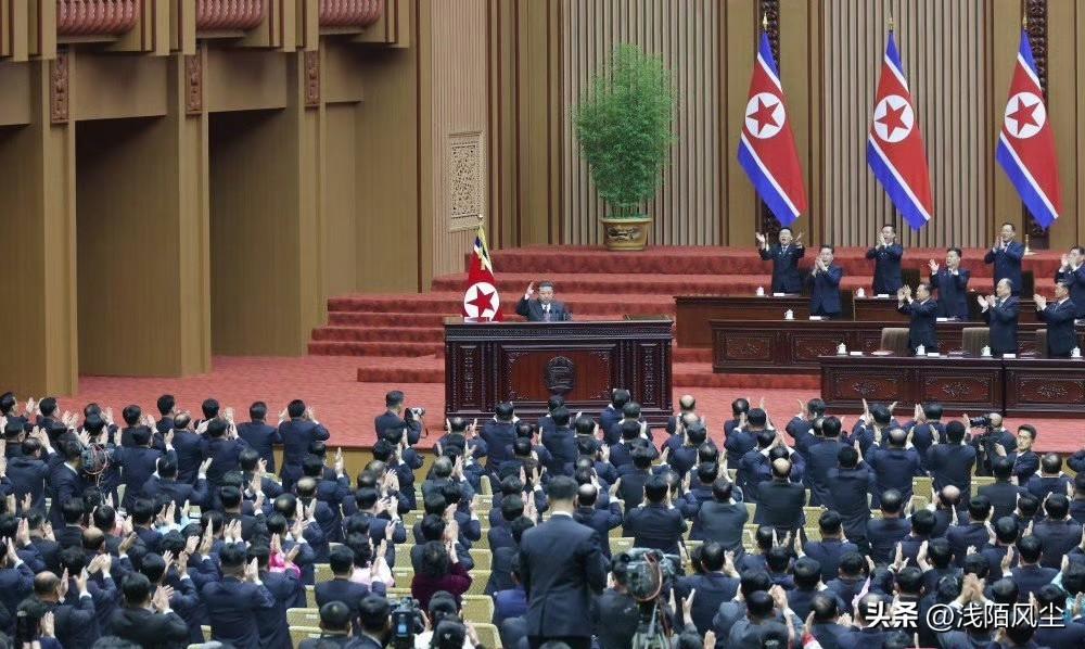 金正恩发表的施政演讲:“过去，敌对势力对我们宣扬“弃核”和“补偿”却另有所图。今