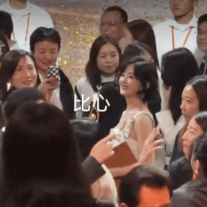 赵丽颖的近况等你回来[期待]剧本有在看就好[心] ​​​