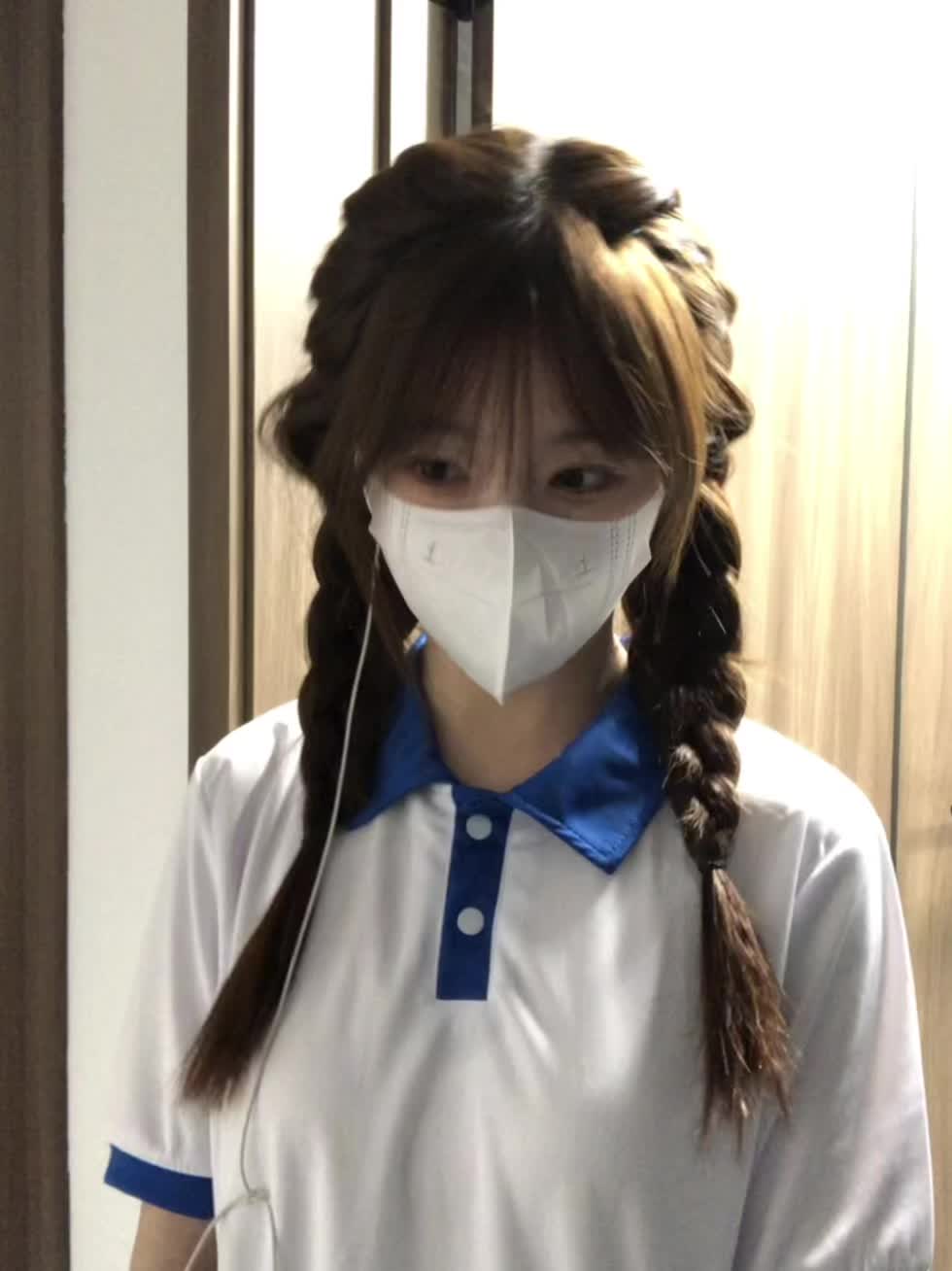 一瞬间回到读书的时候了