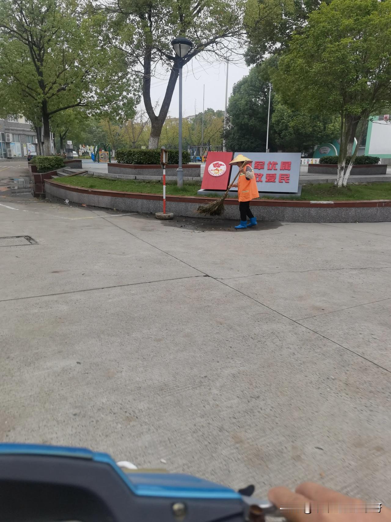 普通人努力的意义很简单，那就是活着！