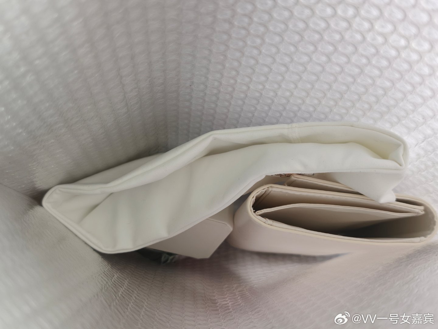小圆脸向阳而生 盲盒周边第③弹依旧盲盒评论即可（莎唯）孙颖莎 明天11:04开一