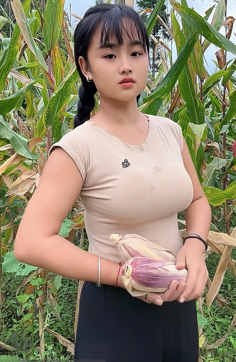 完全依靠男人生活，这事儿真不咋行。我有个朋友，婚后就全职在家，生活开销全靠老公。