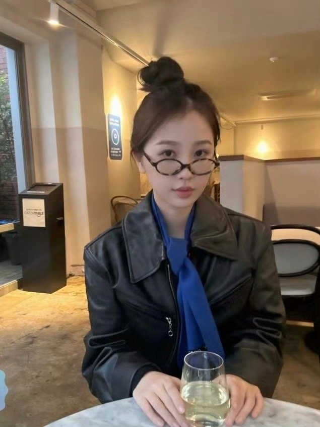 虞书欣[超话]虞书欣林晚星虞书欣 等虞书欣来​​​