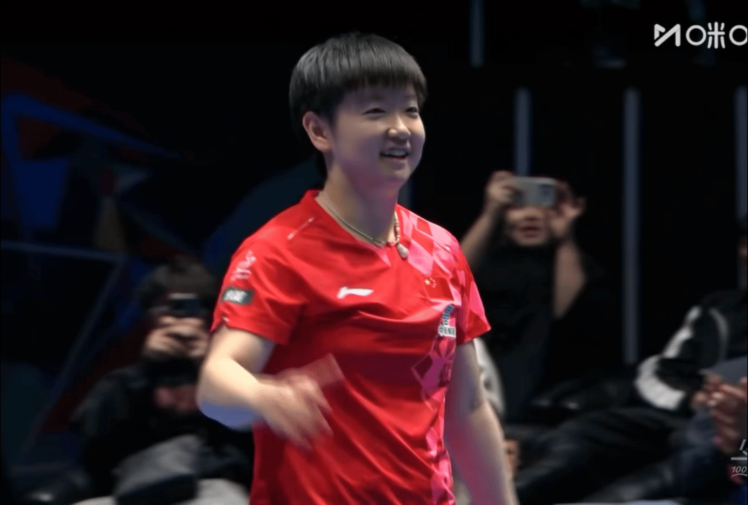 真是最萌的脸打最狠的球