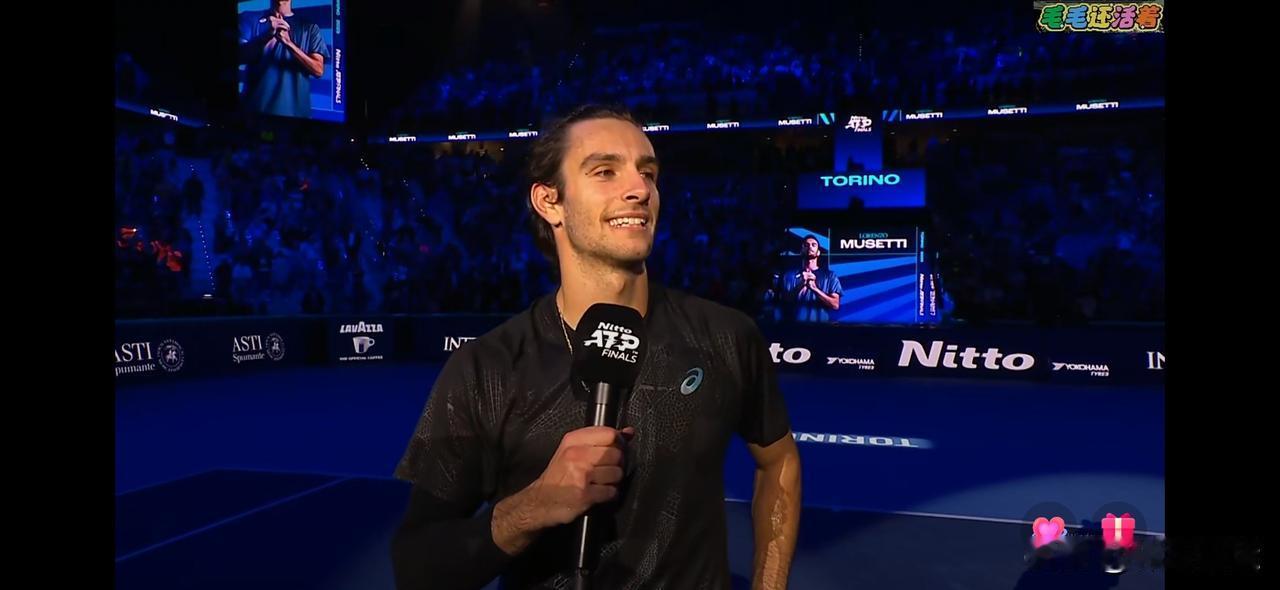 ATP年终总决赛太刺激了！刚刚结束的小组赛里，9号种子意大利穆塞蒂以7 - 5、