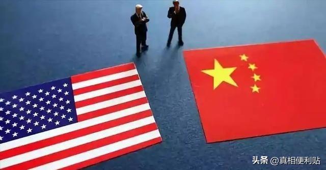 眼下，全世界都在看中美谁先撑不住。现在是中国有货卖不出，急着赚钱，美国是有钱买不