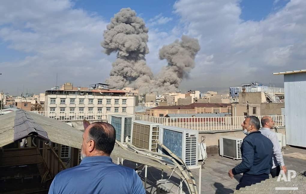 新闻快讯——以色列国防军新闻处消息：约200架以军战机同步参与对伊朗的打击，此次