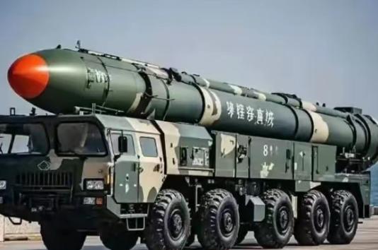 美国战略专家表示：如果美国真的插手了中方的台湾问题，那么中国的军队很有可能在30