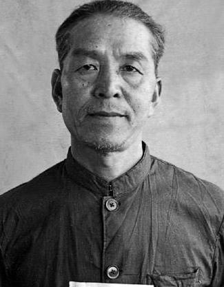 无论是中国的导弹，还是中国的航母，日本都不怕。日本怕的只有两点，一是中国的继续加