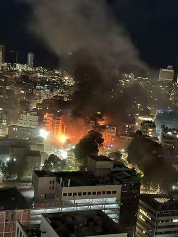 谁敢信？百轮导弹连夜给美军基地洗了个“大火澡”！伊朗这顿硬核夜宵直接掀了卡塔尔指