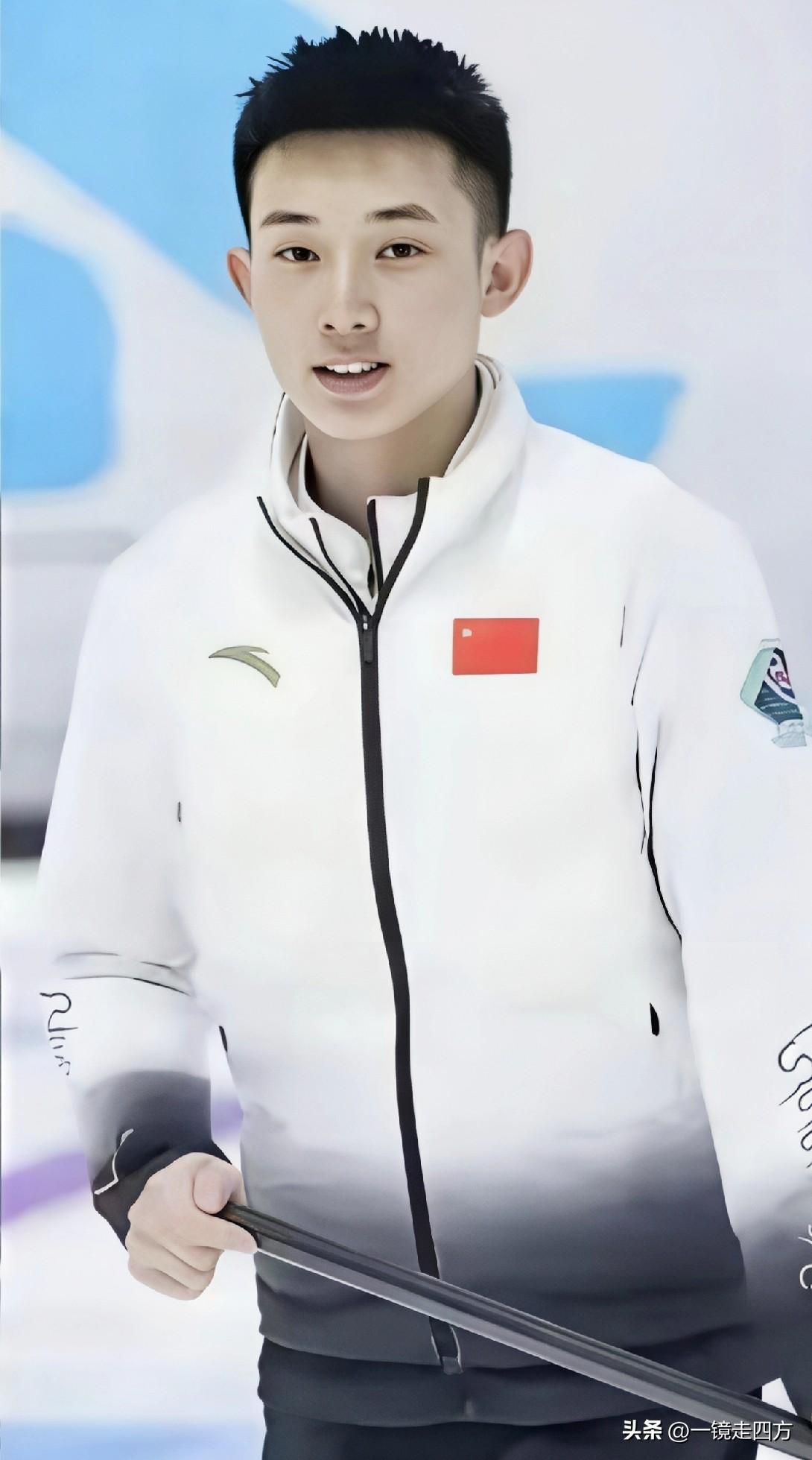 男子冰壶世锦赛第四轮，已经遭遇两连败的中国队对阵挪威队，中国队在第九局一举得到4